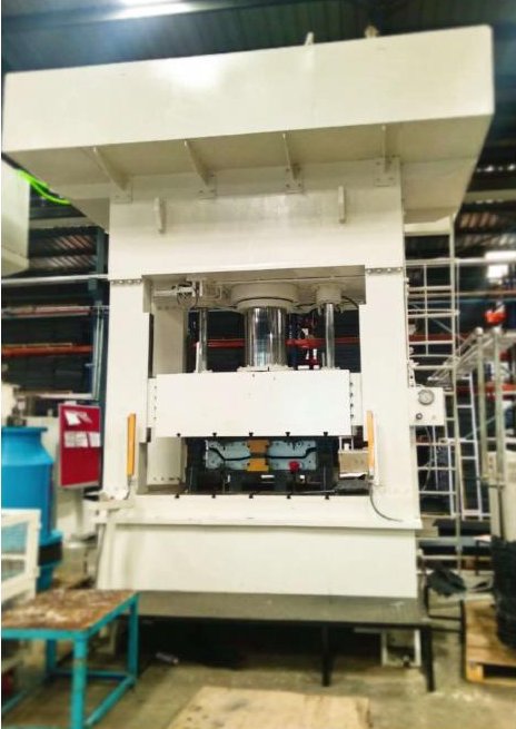 Hydraulic press