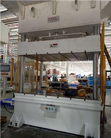 Hydraulic press